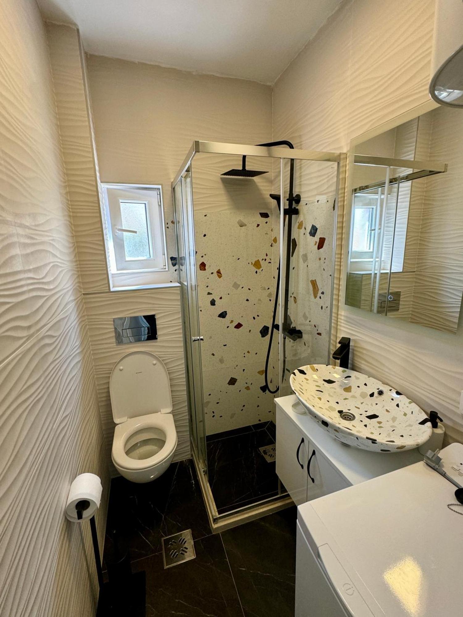 בודווה Apartman Becir מראה חיצוני תמונה