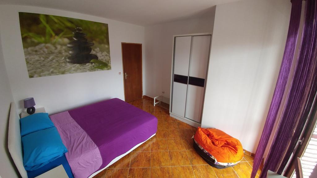 בודווה Apartman Becir מראה חיצוני תמונה