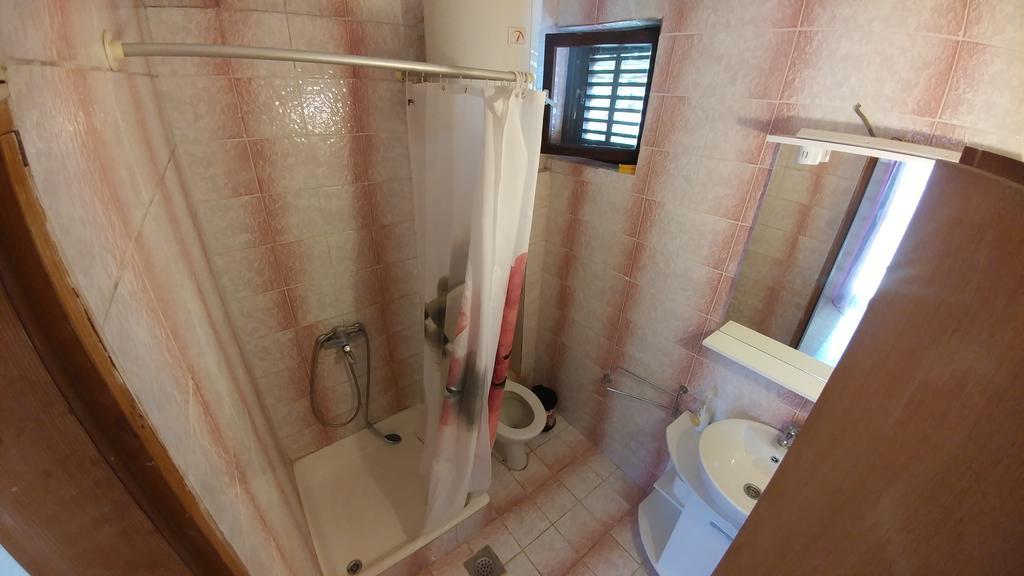 בודווה Apartman Becir מראה חיצוני תמונה