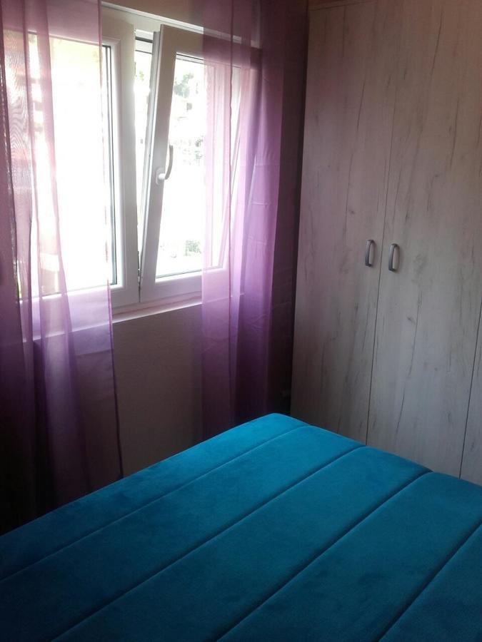 בודווה Apartman Becir מראה חיצוני תמונה